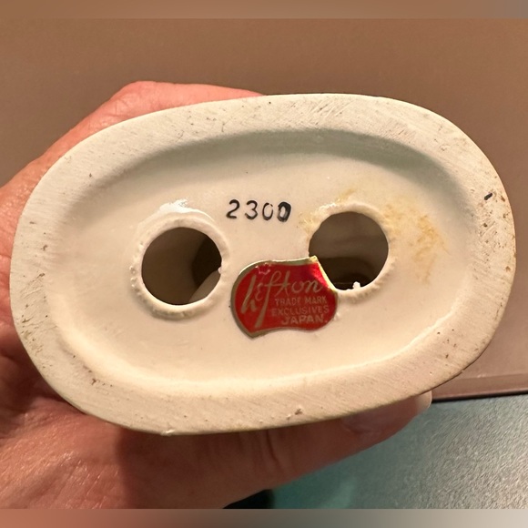 Vintage Lefton October boy figurine - Picture 6 of 6